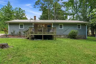 40 Oak Hill Dr, Winder, GA 30680 - Photo 1