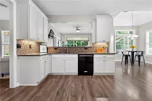 3690 Blackgold Dr, Buford, GA 30519 - Photo 21