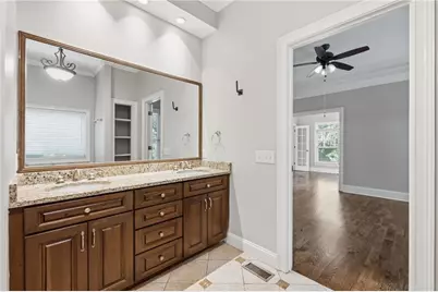 722 Iroquois Drive NE, Marietta, GA 30060 - Photo 17
