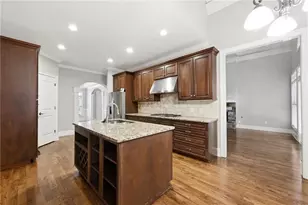 722 Iroquois Dr NE, Marietta, GA 30060 - Photo 5