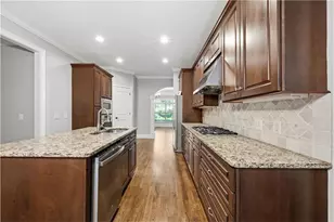 722 Iroquois Dr NE, Marietta, GA 30060 - Photo 7