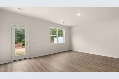 2054 Crossing Rd, Stone Mountain, GA 30088 - Photo 11