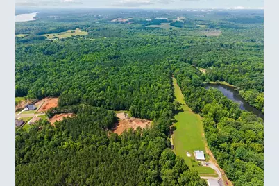 1025 Queens Bridge Way, Griffin, GA 30223 - Photo 9