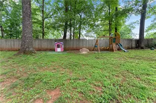 4002 Sundown Dr, Gainesville, GA 30506 - Photo 37