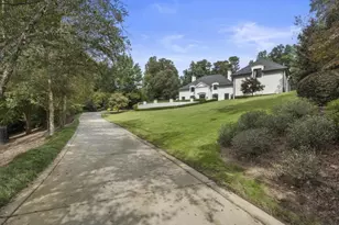 997 Davis Dr, Atlanta, GA 30327 - Photo 5