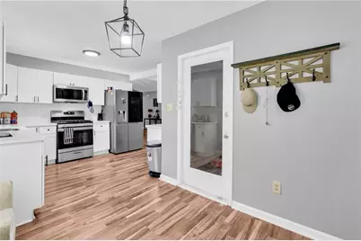 3992 Wrexham Drive, Snellville, GA 30039 - Photo 13