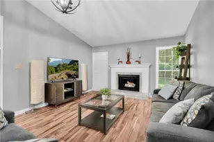 3992 Wrexham Dr, Snellville, GA 30039 - Photo 3