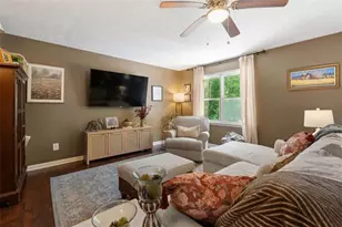 259 Cypress Cir, Carrollton, GA 30117 - Photo 11