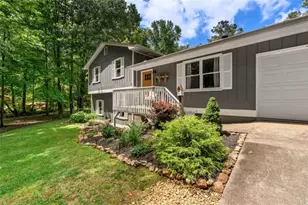 259 Cypress Cir, Carrollton, GA 30117 - Photo 5