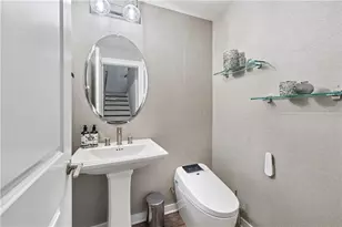 1049 Brandsford St NW, Atlanta, GA 30318 - Photo 17