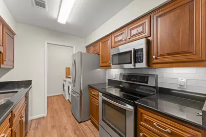 25312 Plantation Drive NE, Atlanta, GA 30324 - Photo 27