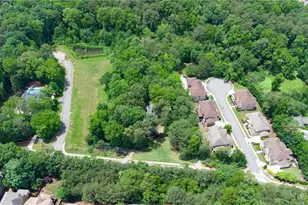 10600 Buice Rd, Alpharetta, GA 30022 - Photo 21