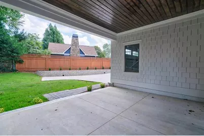 1375 Wessyngton Road, Atlanta, GA 30306 - Photo 23