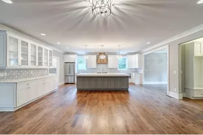 1375 Wessyngton Road, Atlanta, GA 30306 - Photo 17