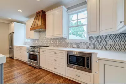 1375 Wessyngton Road, Atlanta, GA 30306 - Photo 9