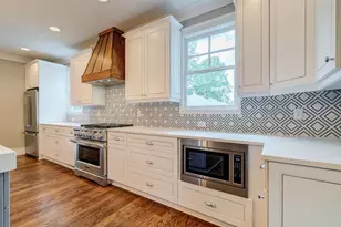 1375 Wessyngton Rd, Atlanta, GA 30306 - Photo 9