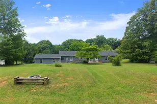 82 Bobby's Dr, Cleveland, GA 30528 - Photo 47