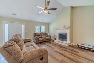 4180 Fox Chase Dr, Loganville, GA 30052 - Photo 5