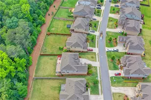 2520 Crimson Downs Dr, Cumming, GA 30040 - Photo 107