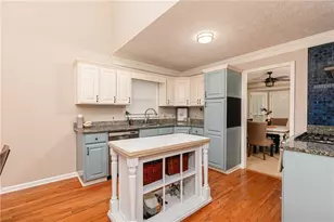 3077 Milford Chase Dr SW, Marietta, GA 30008 - Photo 9