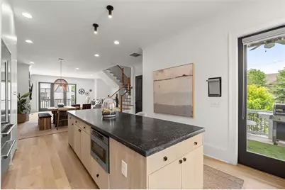 3667 Peachtree Road NE #1, Atlanta, GA 30319 - Photo 11