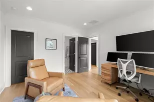 3667 Peachtree Rd NE, Atlanta, GA 30319 - Photo 23