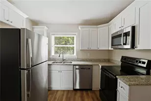 836 Amber Pl NW, Atlanta, GA 30331 - Photo 9