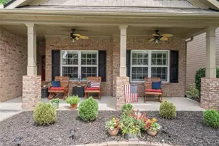 6943 Grand Hickory Dr, Braselton, GA 30517 - Photo 3