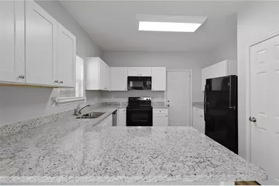 379 Yonkers Avenue NW, Atlanta, GA 30314 - Photo 9