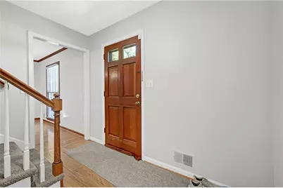 5201 Beechwood Forest Drive, Lithonia, GA 30038 - Photo 5
