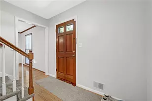 5201 Beechwood Forest Dr, Lithonia, GA 30038 - Photo 5