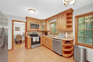 5201 Beechwood Forest Dr, Lithonia, GA 30038 - Photo 13