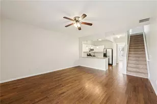 1363 Penhurst Dr, Lawrenceville, GA 30043 - Photo 7