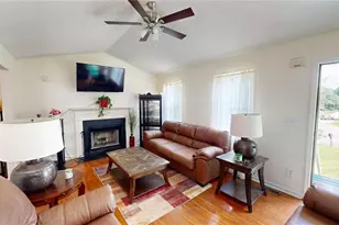 179 Country Cottage Cir, Carrollton, GA 30116 - Photo 7