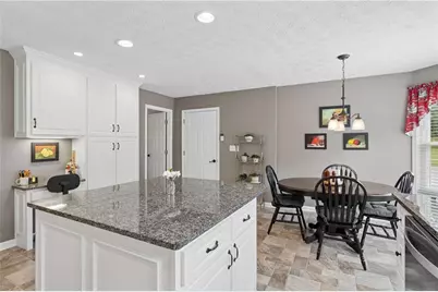 121 Chestnut Hill Drive, Canton, GA 30114 - Photo 9