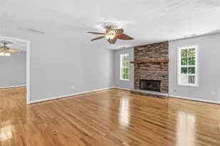 611 Rocky Hollow Rd, Cave Spring, GA 30124 - Photo 23