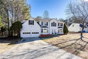 2727 Crestworth Ln, Buford, GA 30519 - Photo 3