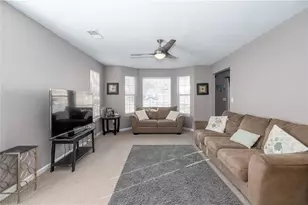 2727 Crestworth Ln, Buford, GA 30519 - Photo 9
