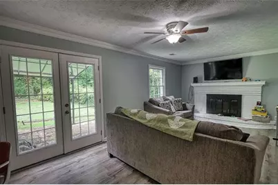 2394 Rockbridge Road, Stone Mountain, GA 30087 - Photo 21