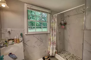 2394 Rockbridge Rd, Stone Mountain, GA 30087 - Photo 29