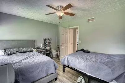 2394 Rockbridge Road, Stone Mountain, GA 30087 - Photo 11