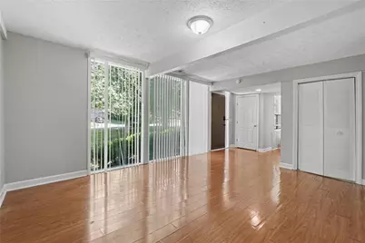 350 Willow Glenn Court NE, Marietta, GA 30068 - Photo 5