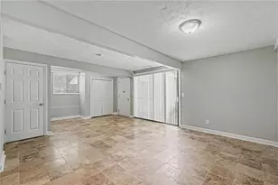 350 Willow Glenn Ct NE, Marietta, GA 30068 - Photo 13