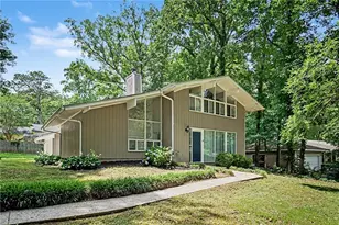 350 Willow Glenn Ct NE, Marietta, GA 30068 - Photo 1