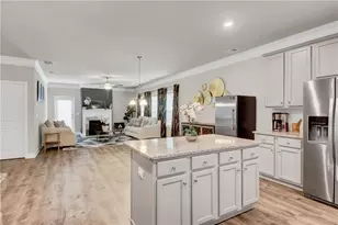 8056 Windmark Pl, Lithia Springs, GA 30122 - Photo 9