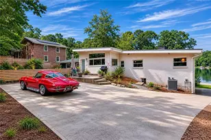 588 Kenilworth Cir, Stone Mountain, GA 30083 - Photo 39