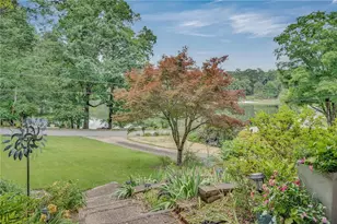 588 Kenilworth Cir, Stone Mountain, GA 30083 - Photo 5