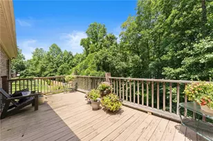 6049 Green Tree Ln, Gainesville, GA 30506 - Photo 15