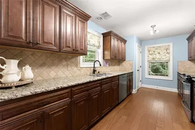 6049 Green Tree Lane, Gainesville, GA 30506 - Photo 13
