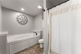 6049 Green Tree Ln, Gainesville, GA 30506 - Photo 23